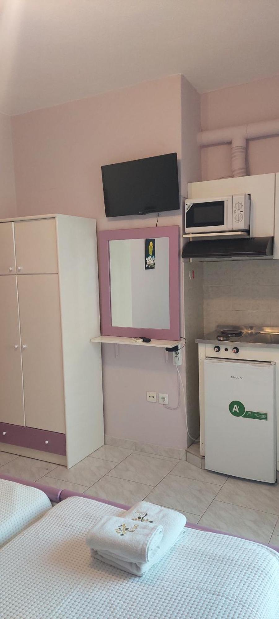 Seaside Studios Паралия Дионисиу Екстериор снимка
