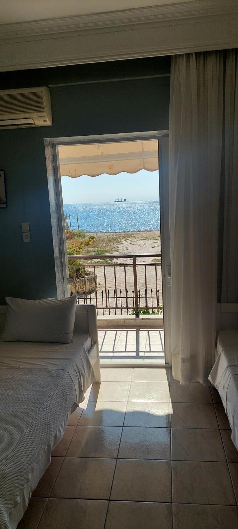 Seaside Studios Паралия Дионисиу Екстериор снимка
