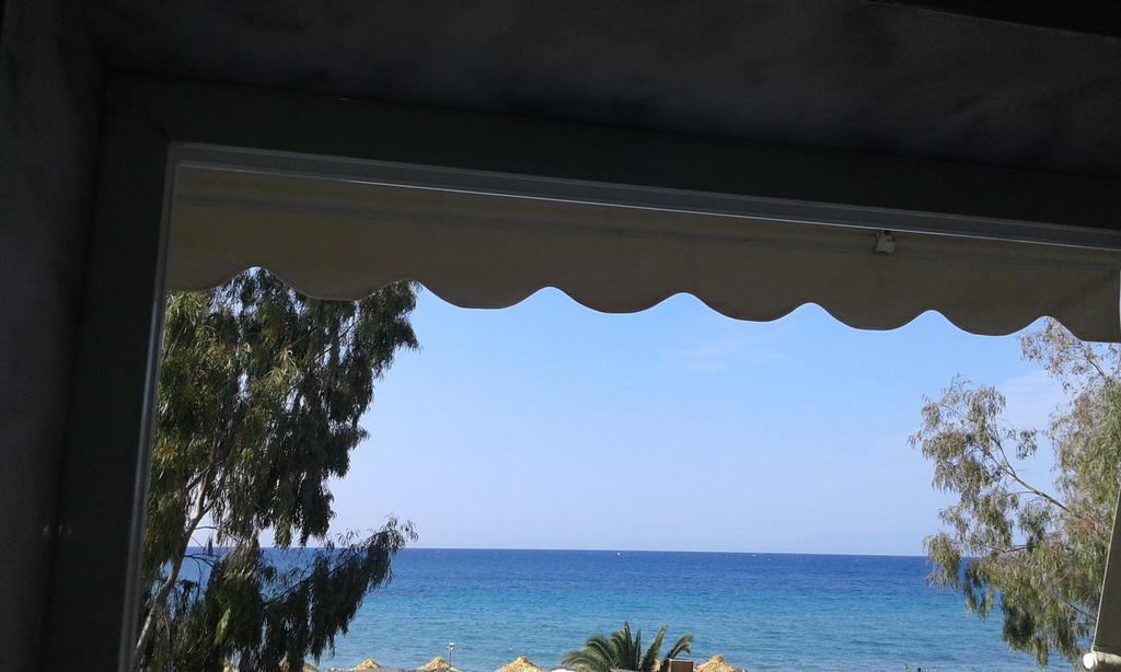 Seaside Studios Паралия Дионисиу Екстериор снимка